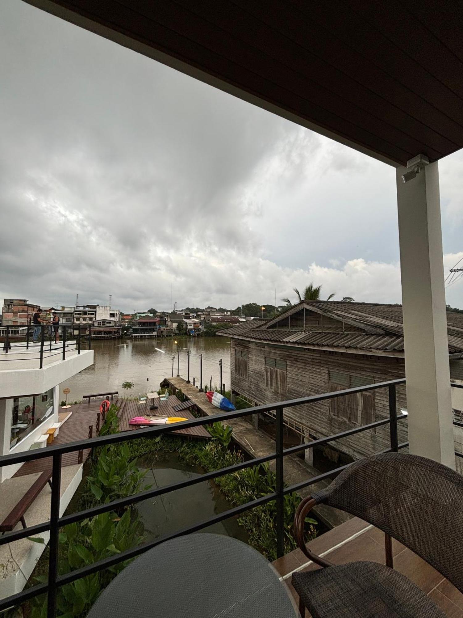 The Episode Boutique Hotel Surat Thani Exterior foto